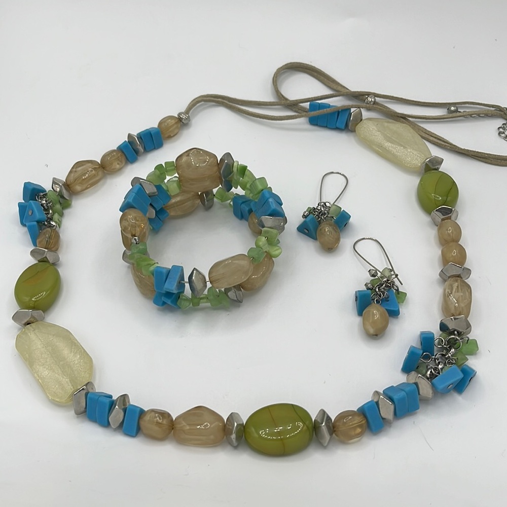 Chico’s Turquoise, Jade, Quartz & Leather Bead Necklace, Bracelet & Earring Set